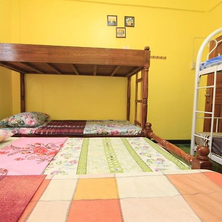 Joval Homestay Coron Bagian luar foto