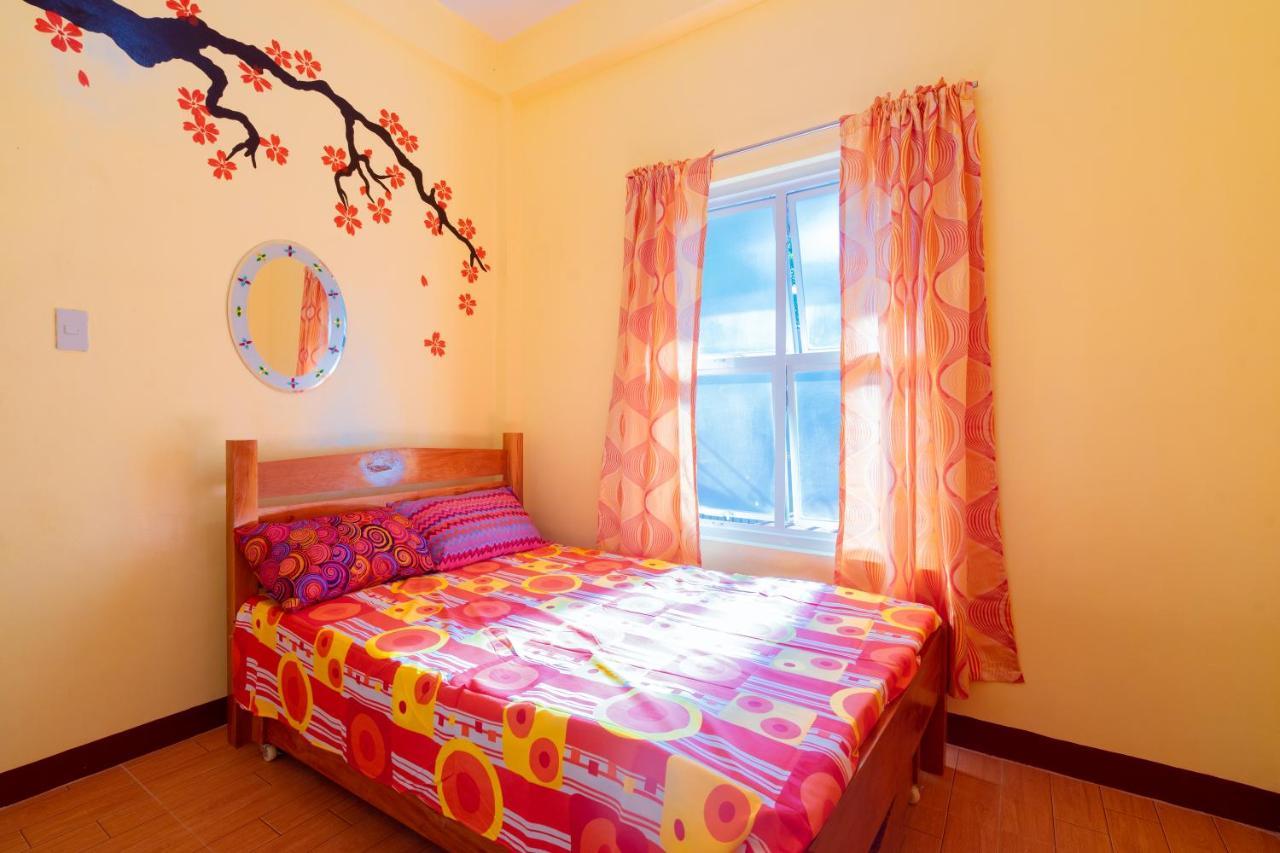 Joval Homestay Coron Bagian luar foto